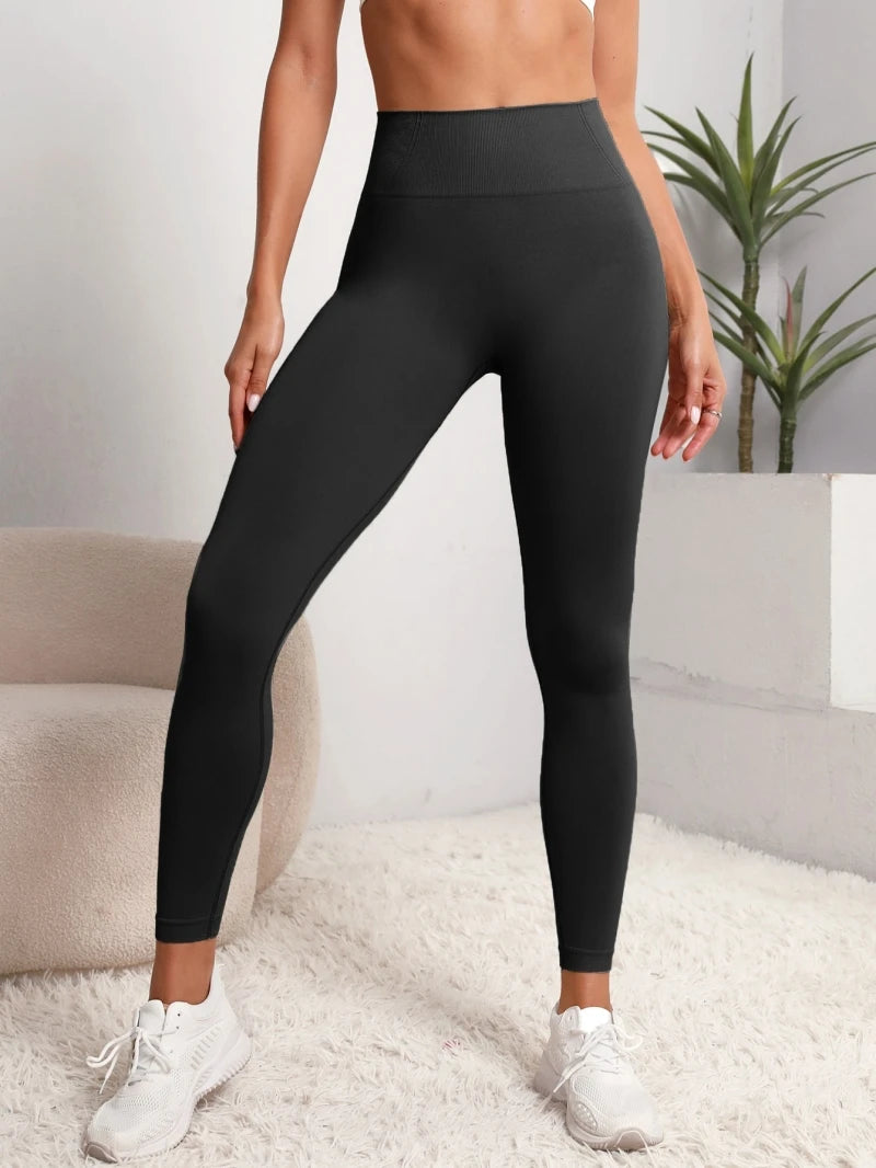 Performance Leggings – Squat-Proof Comfort That Moves With You