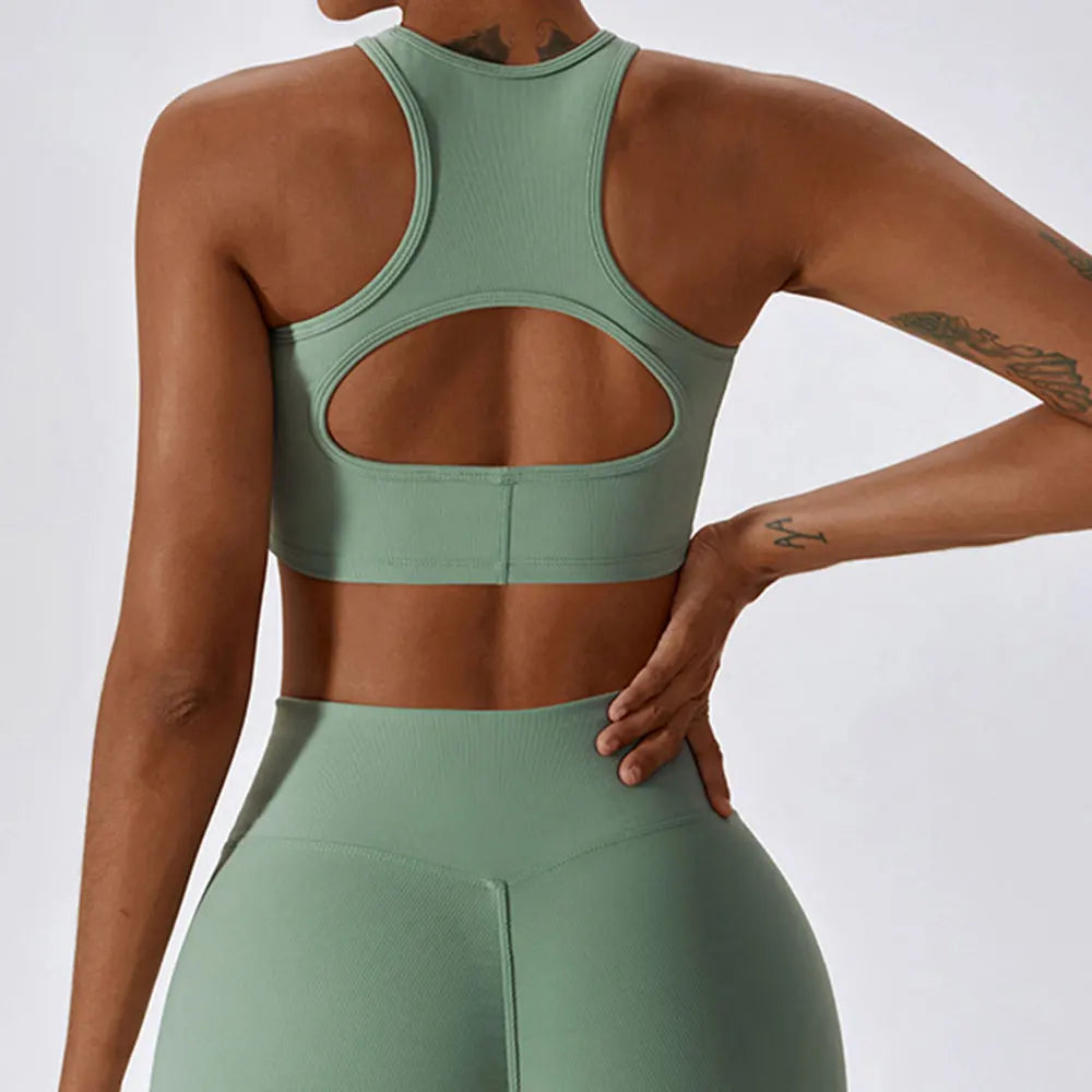 Sports Bra – All-Day Support That Actually Stays Put