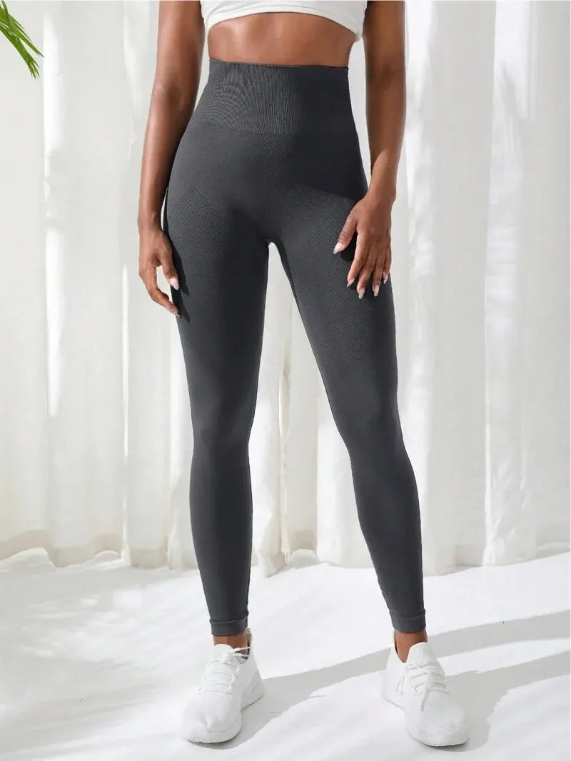 The legging that makes you feel in charge of your day — from start to finish.